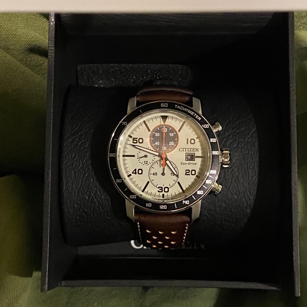 Citizen Watch - Picture 7 of 14